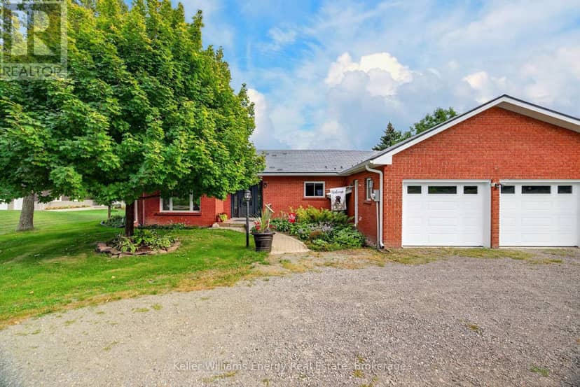 89 Smith's Bay Avenue, Prince Edward County, photo 3