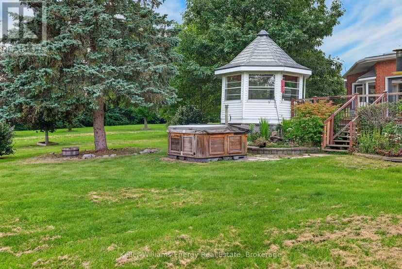89 Smith's Bay Avenue — photo 38 of 40
