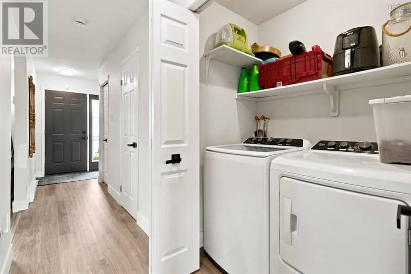 67 Thorncrest Court — photo 19 of 40