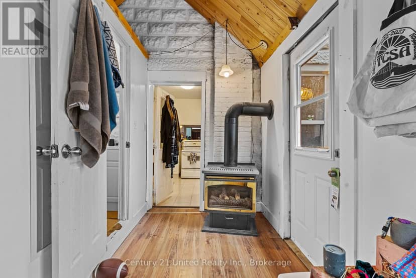 575 Bethune Street — photo 14 of 27