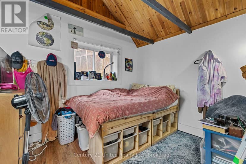 575 Bethune Street — photo 17 of 27