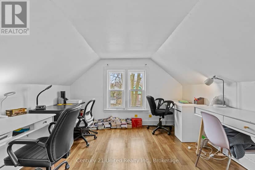 575 Bethune Street — photo 25 of 27