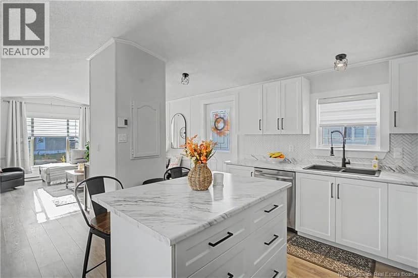46 Travis Street — photo 12 of 37