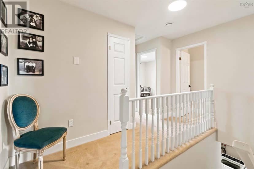 67 Thorncrest Court — photo 23 of 40