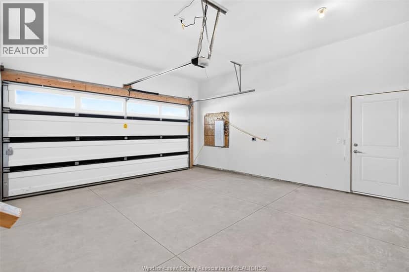 260 Angelo — photo 29 of 36