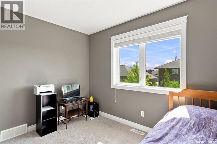 1311 Shepherd CRESCENT — photo 31 of 40