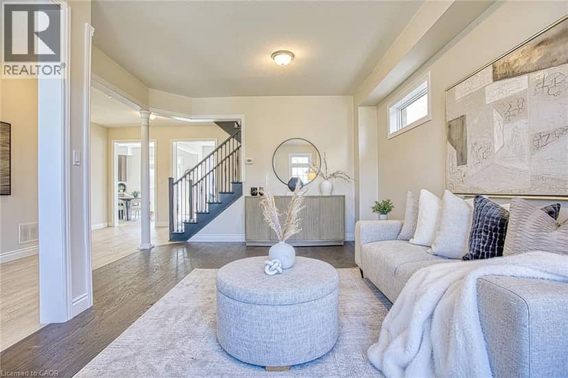 156 MCKNIGHT Avenue — photo 8 of 40