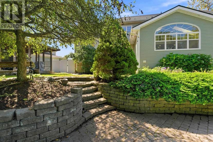 20 Dalhousie Avenue — photo 38 of 40