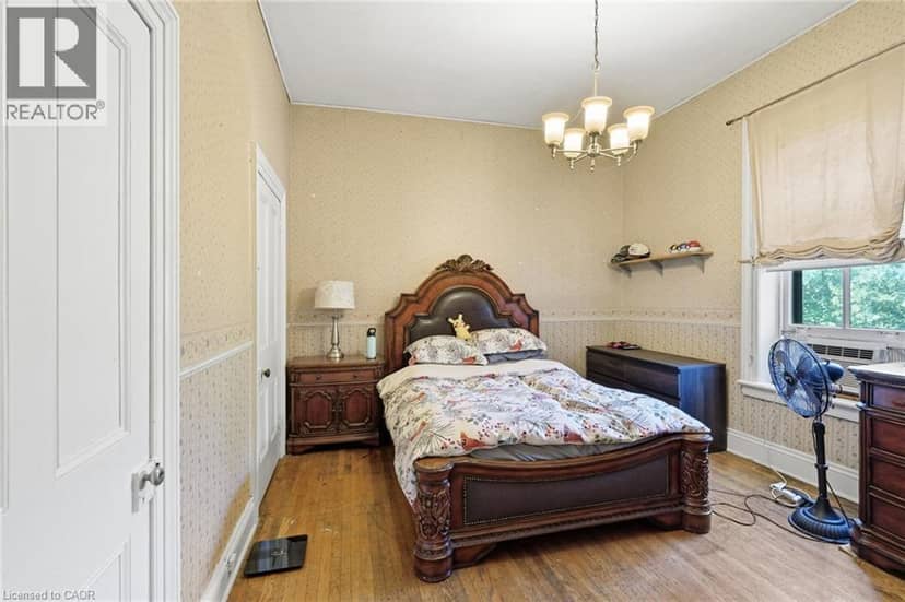 132 EMERALD Street S — photo 40 of 40