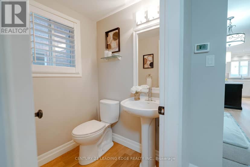 33 Neill Avenue — photo 14 of 40