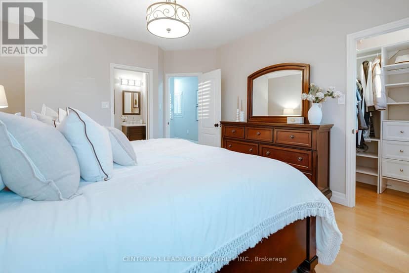 33 Neill Avenue — photo 17 of 40