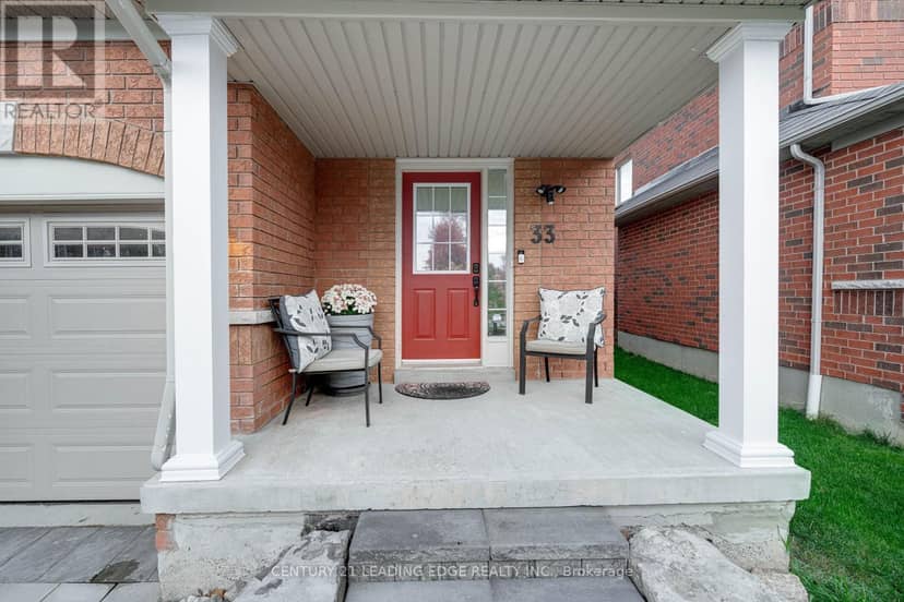33 Neill Avenue, Whitby, photo 3