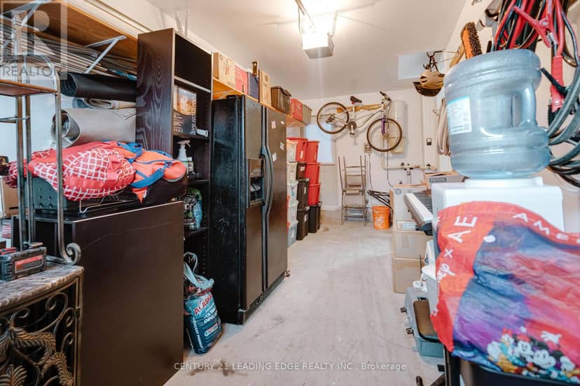 33 Neill Avenue — photo 32 of 40