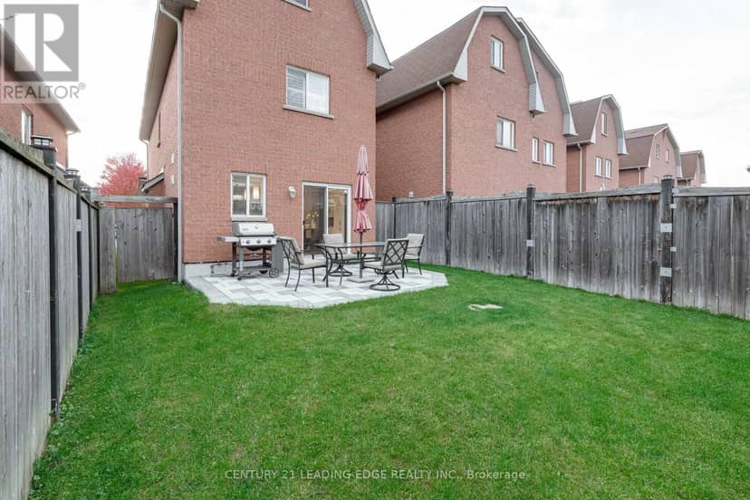 33 Neill Avenue — photo 37 of 40