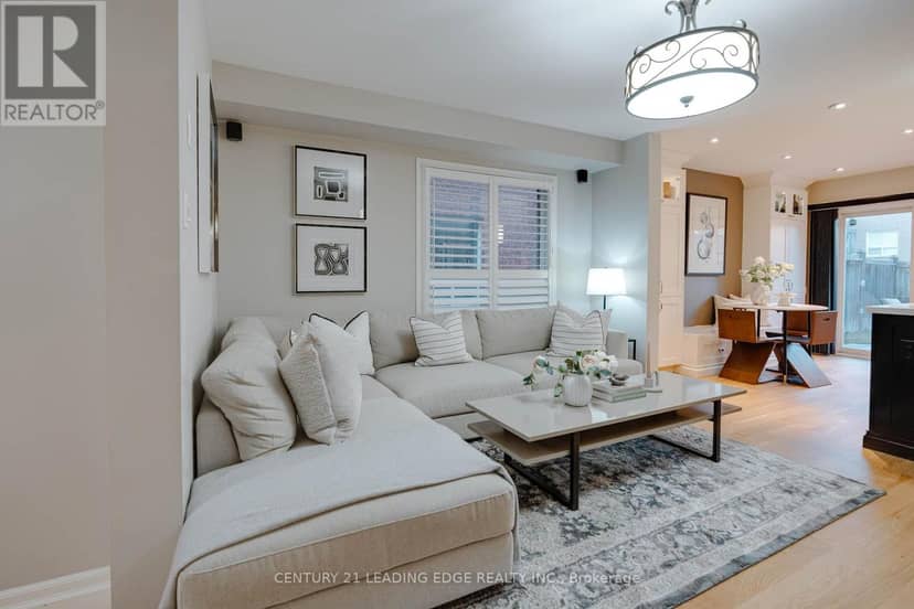 33 Neill Avenue, Whitby, photo 5