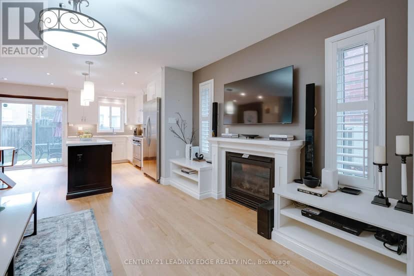33 Neill Avenue, Whitby, photo 7
