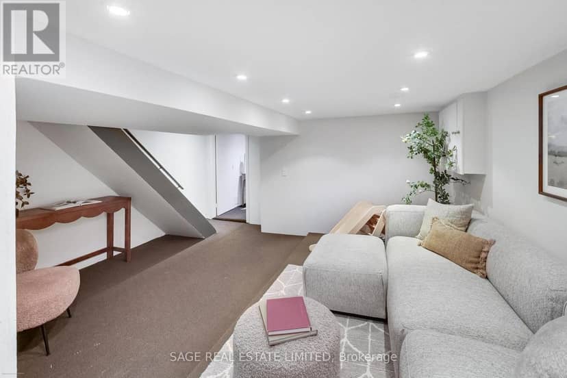 346 Leslie Street — photo 20 of 35