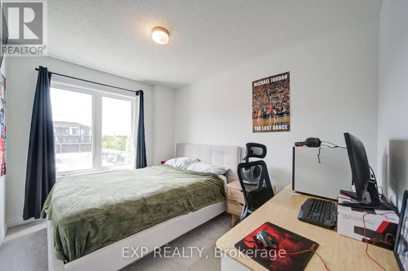 29 Sorbara Way — photo 37 of 40