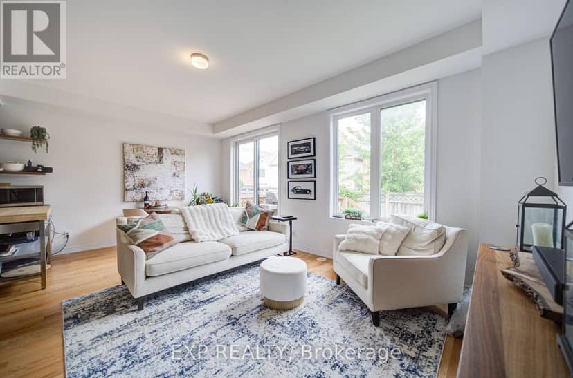 29 Sorbara Way, Whitby, photo 8