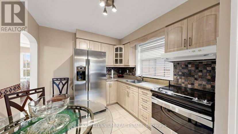 1159 Woodbine Avenue — photo 15 of 40