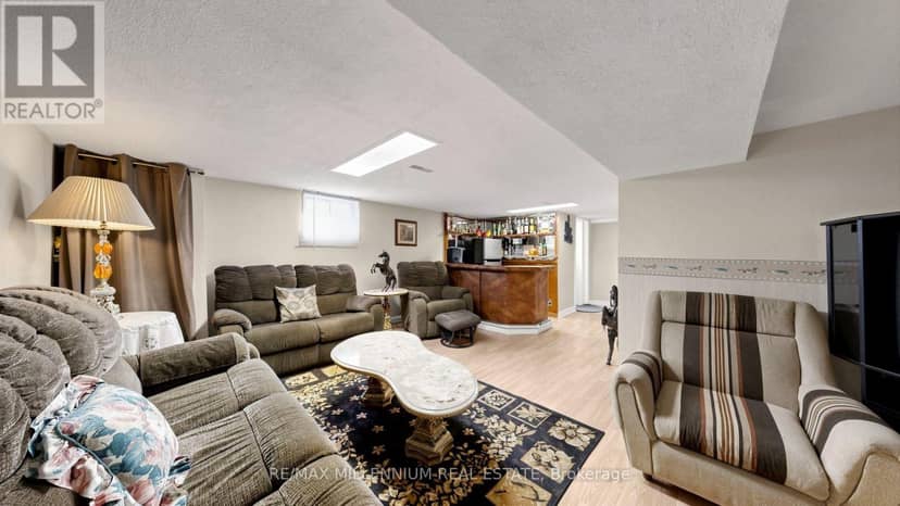 1159 Woodbine Avenue — photo 26 of 40