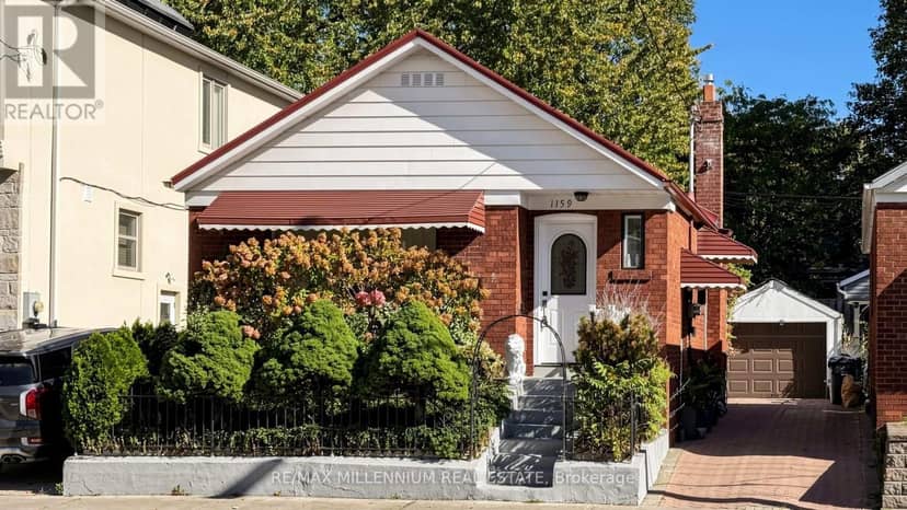 1159 Woodbine Avenue, Toronto, photo 3
