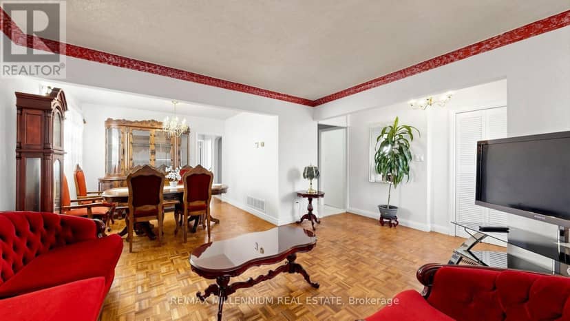 1159 Woodbine Avenue, Toronto, photo 8