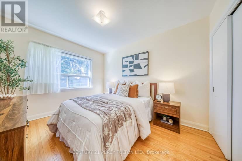 78 Gilroy Drive — photo 10 of 26