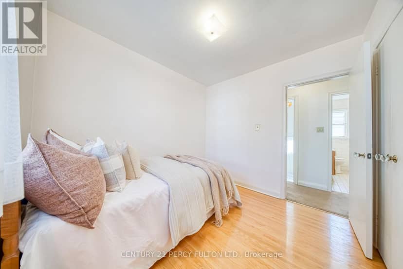 78 Gilroy Drive — photo 13 of 26