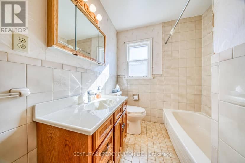78 Gilroy Drive — photo 16 of 26