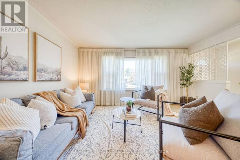 78 Gilroy Drive, Toronto, photo 2