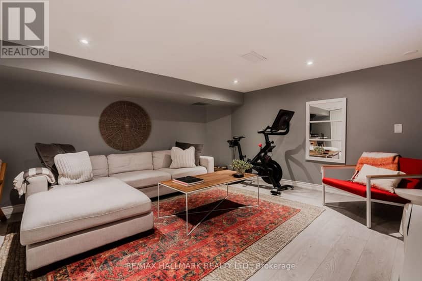 9 Prust Avenue — photo 22 of 29
