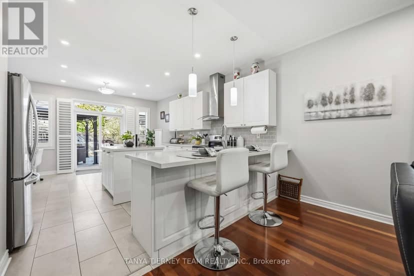 47 Mikayla Crescent — photo 17 of 40