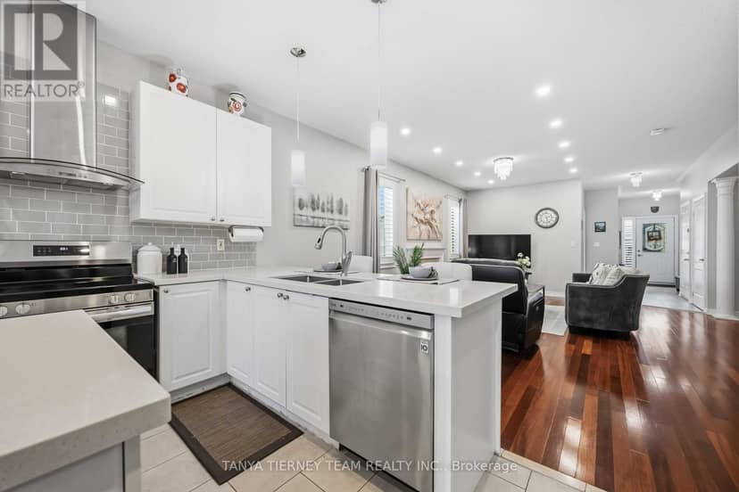 47 Mikayla Crescent — photo 20 of 40