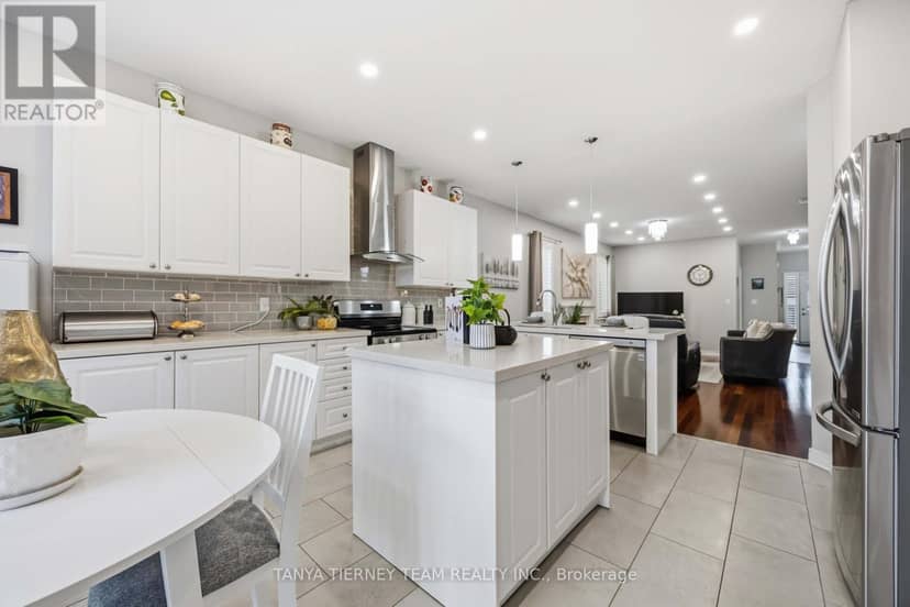47 Mikayla Crescent — photo 26 of 40