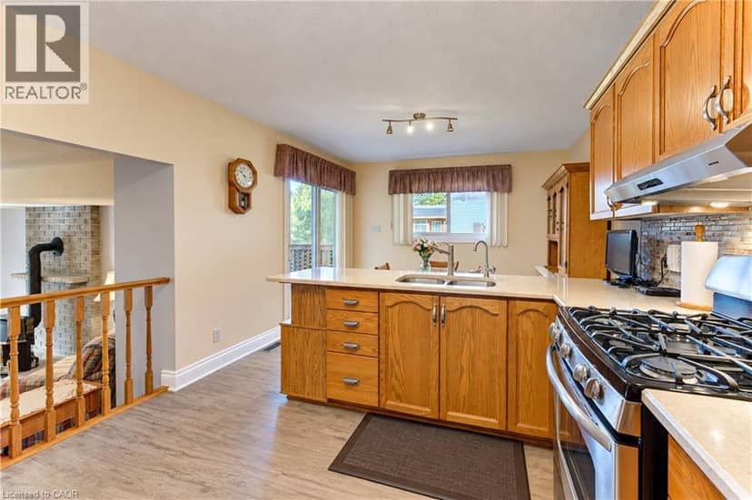 1349 BRIDGE Street — photo 19 of 40
