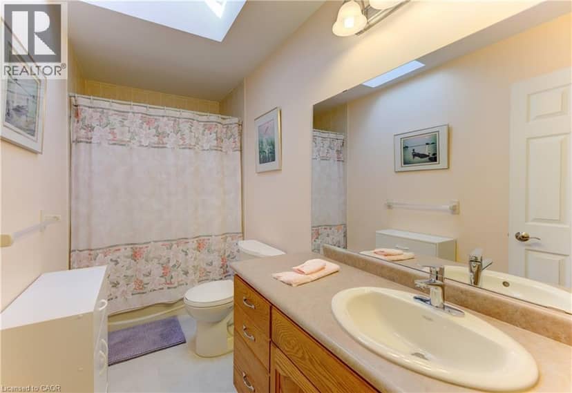 1349 BRIDGE Street — photo 27 of 40