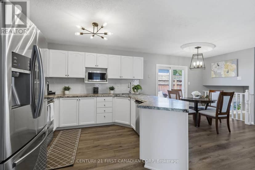 546 Talltree Crescent — photo 19 of 40