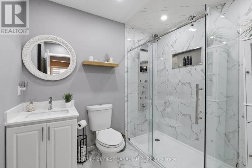 546 Talltree Crescent — photo 39 of 40