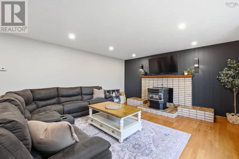 21 Kimara Drive, Hammonds Plains, photo 5