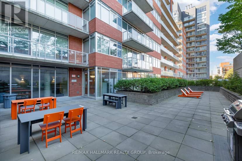 210 - 180 York Street — photo 19 of 25