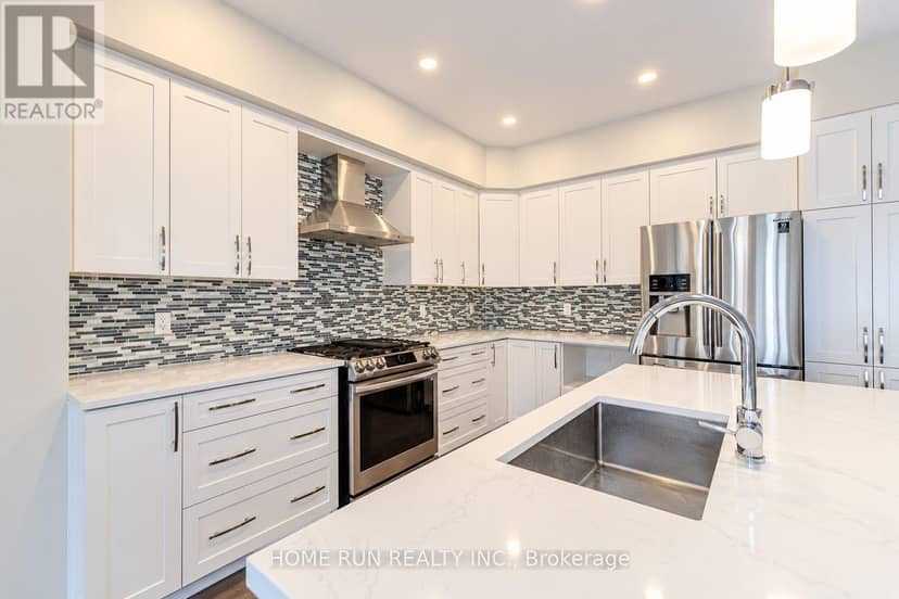 785 Cairn Crescent — photo 10 of 40