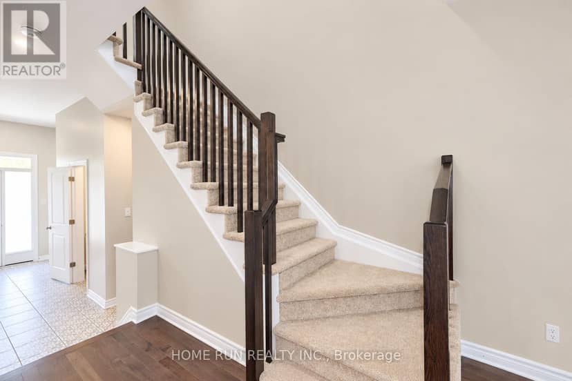 785 Cairn Crescent — photo 26 of 40