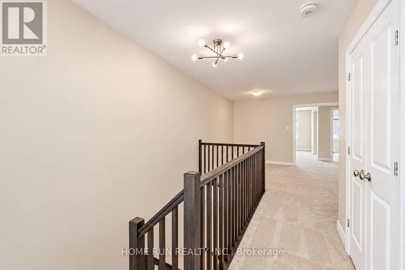 785 Cairn Crescent — photo 27 of 40