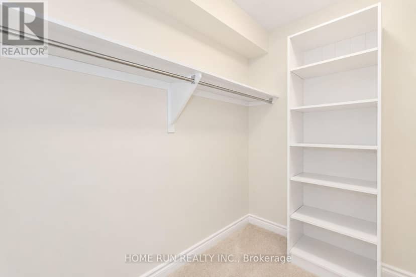 785 Cairn Crescent — photo 35 of 40