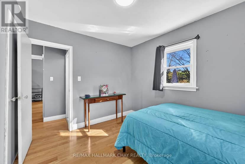 90 Roxborough Road — photo 16 of 30