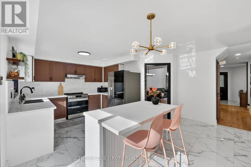 1077 Corrie Street — photo 16 of 38