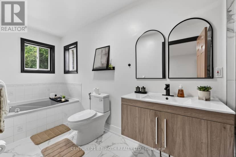 1077 Corrie Street — photo 27 of 38