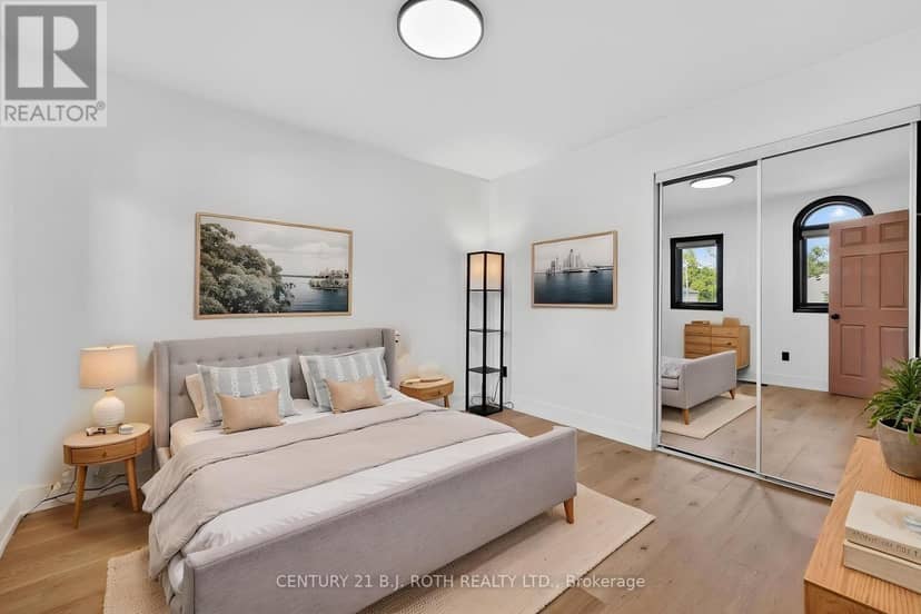 1077 Corrie Street — photo 29 of 38