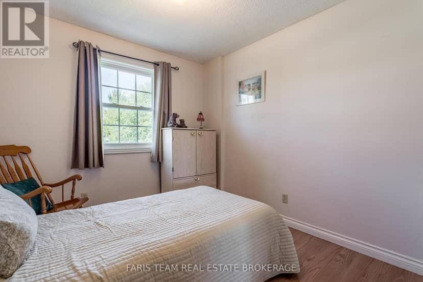 163 Shannon Street — photo 13 of 22